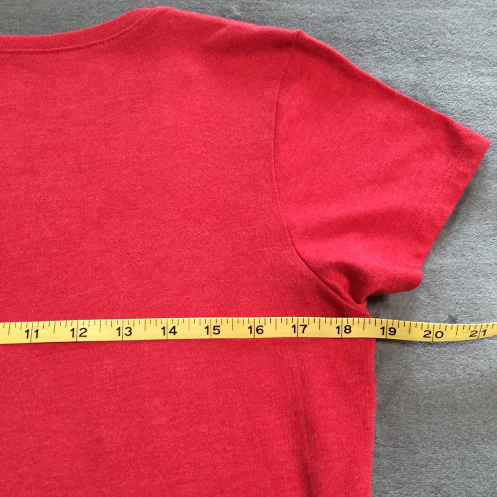 Texas Rangers Swoop Neck Tee Red NWT Med - Picture 8 of 9